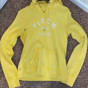 🦋abercrombie yellow hoodie